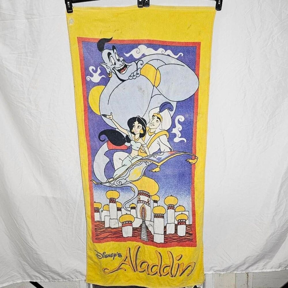 Vintage 90s disney aladdin towel